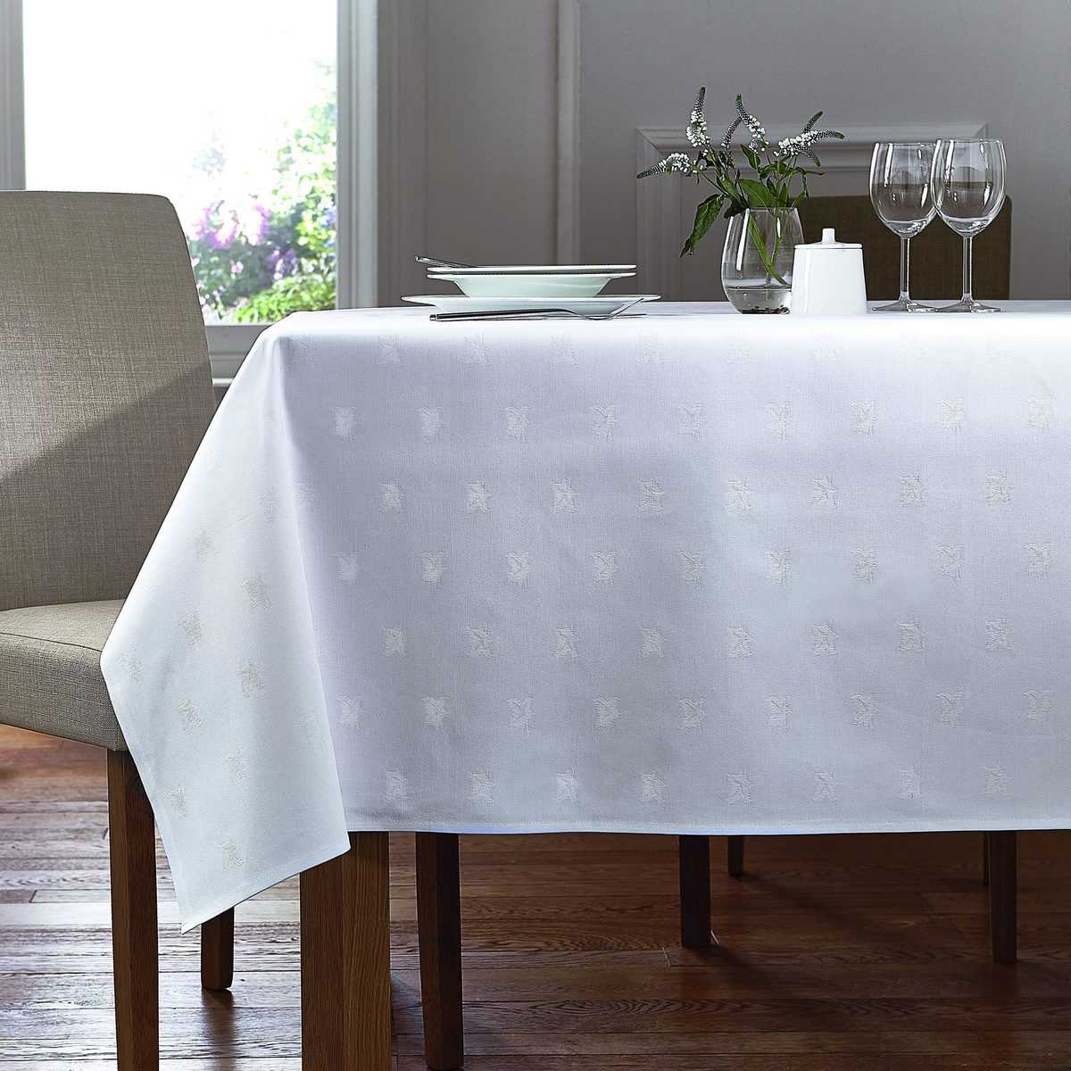 Ivy Leaf White tablecloth V2